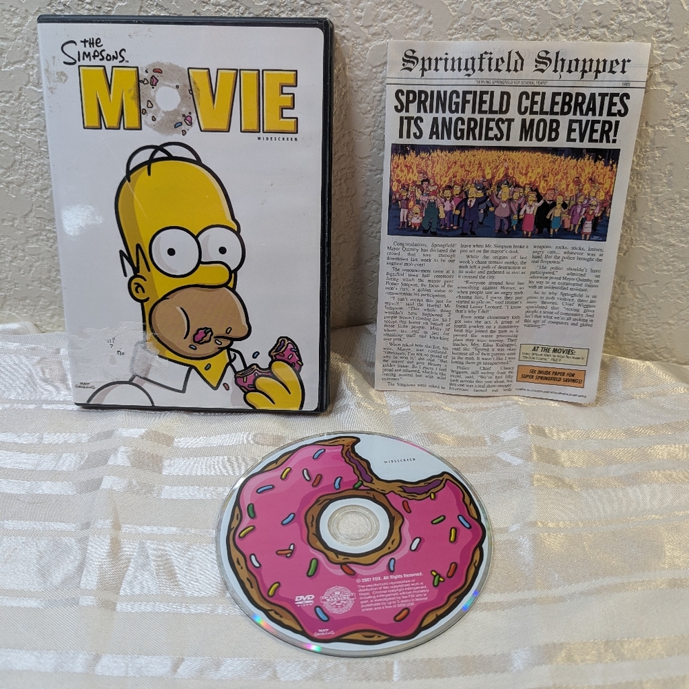 The Simpsons Movie DVD Disc Widescreen Springfield Newspaper Y2K 2007 Comedy